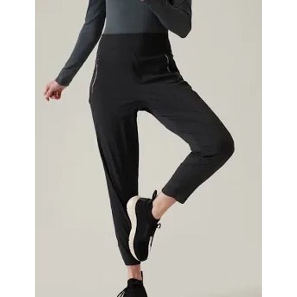 Athleta Womens Trekkie North Jogger Size 10 Black #405726 - Picture 4 of 14